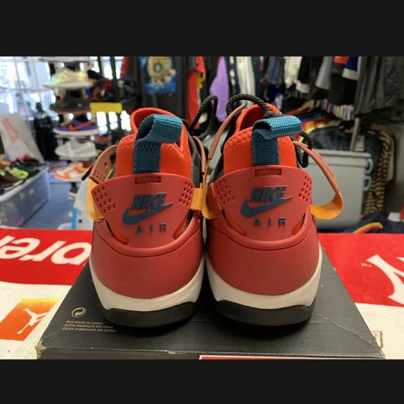 Nike ACG Air Riverderchi Trainer size 11.5, BNIB - Picture 4 of 11